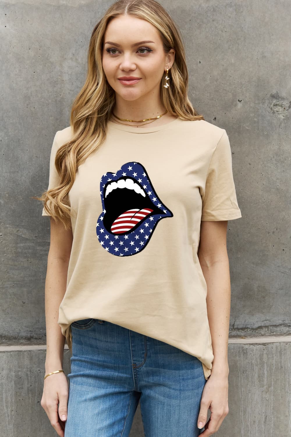 Simply Love Full Size US Flag Lip Graphic Cotton Tee