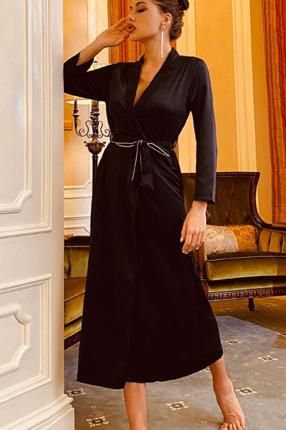 Satin Contrast Trim Long Sleeve Belted Robe
