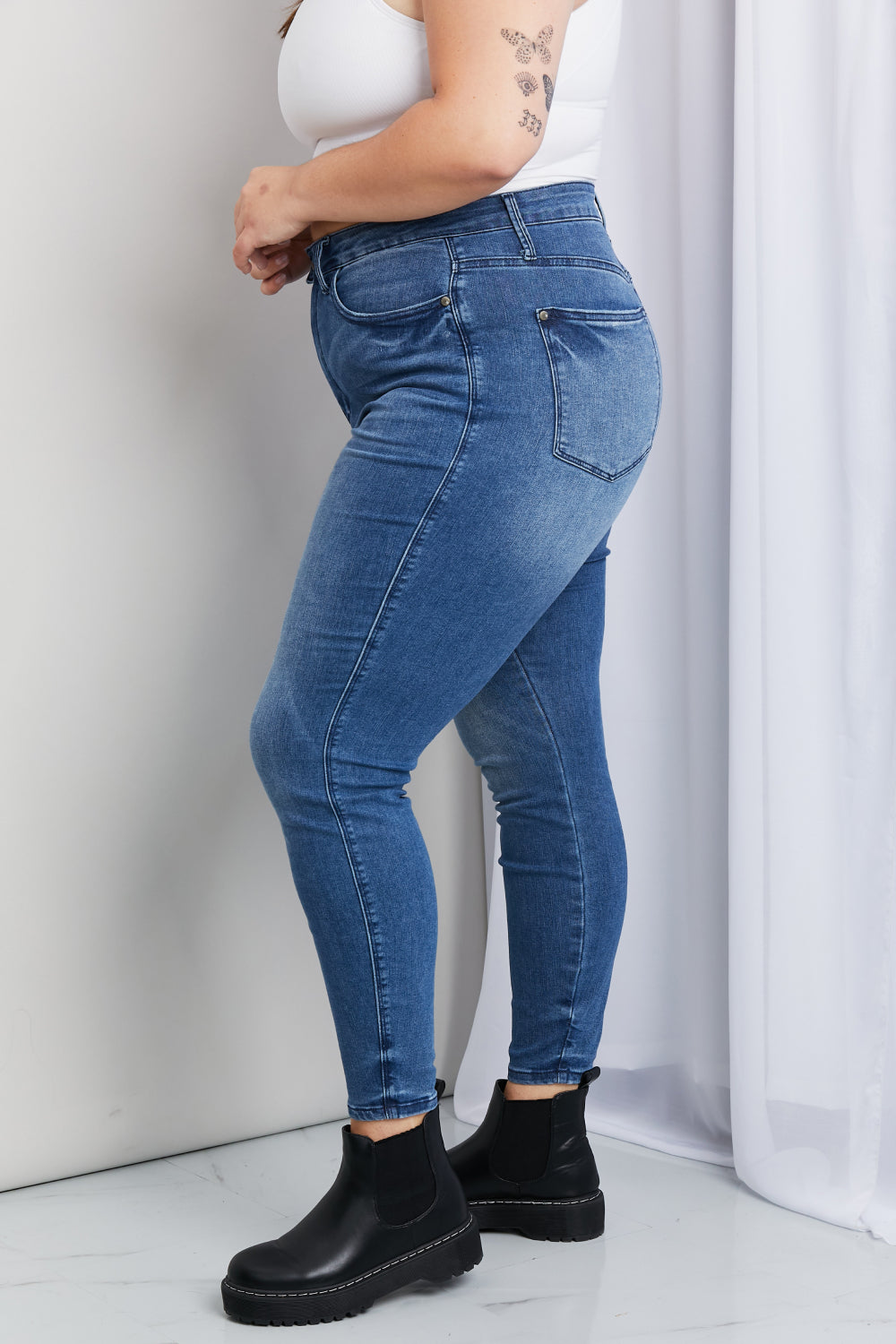 Judy Blue Full Size Cooling Denim Skinny Jeans