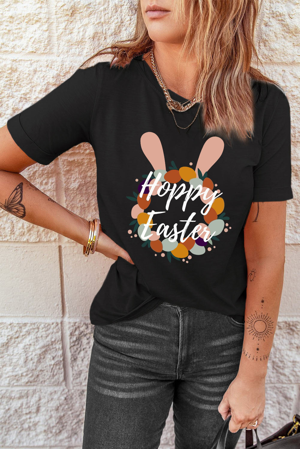 HOPPY EASTER Graphic T-Shirt