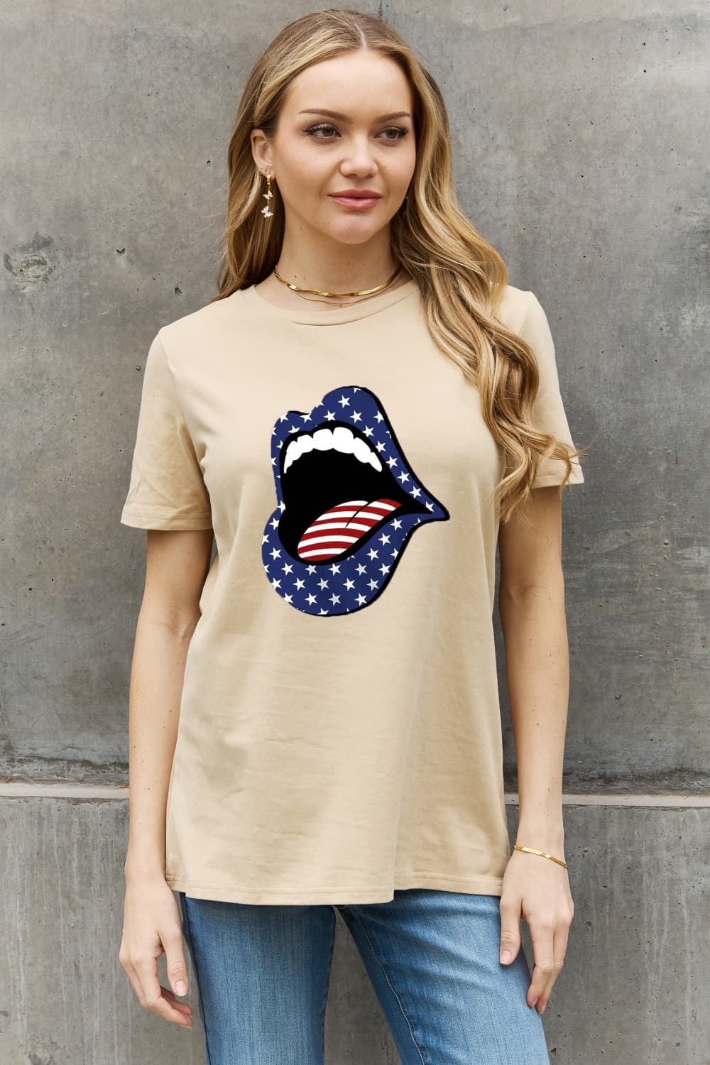 Simply Love Full Size US Flag Lip Graphic Cotton Tee