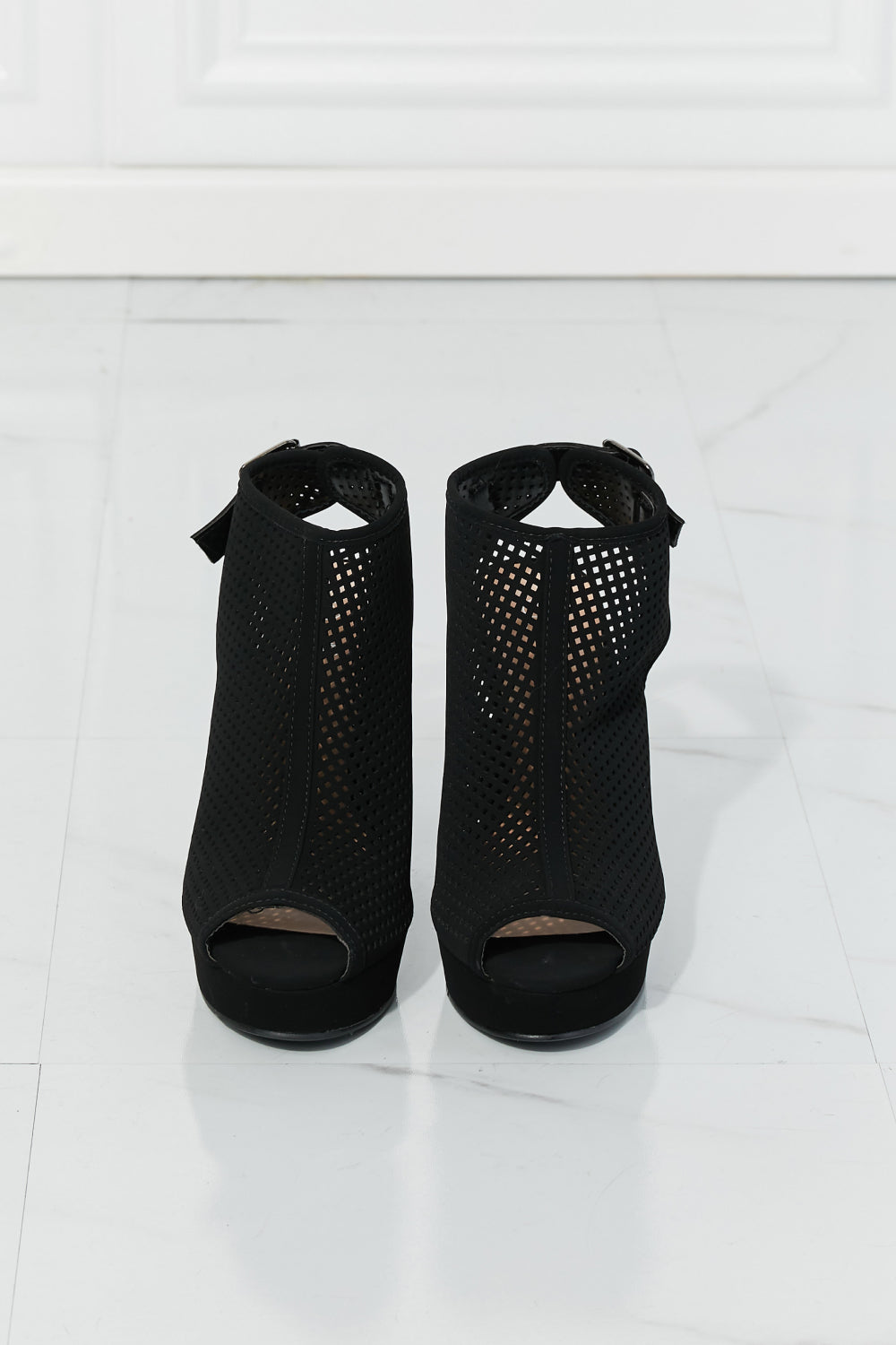 Forever Link Stand Tall Cutout Peep-Toe Heels