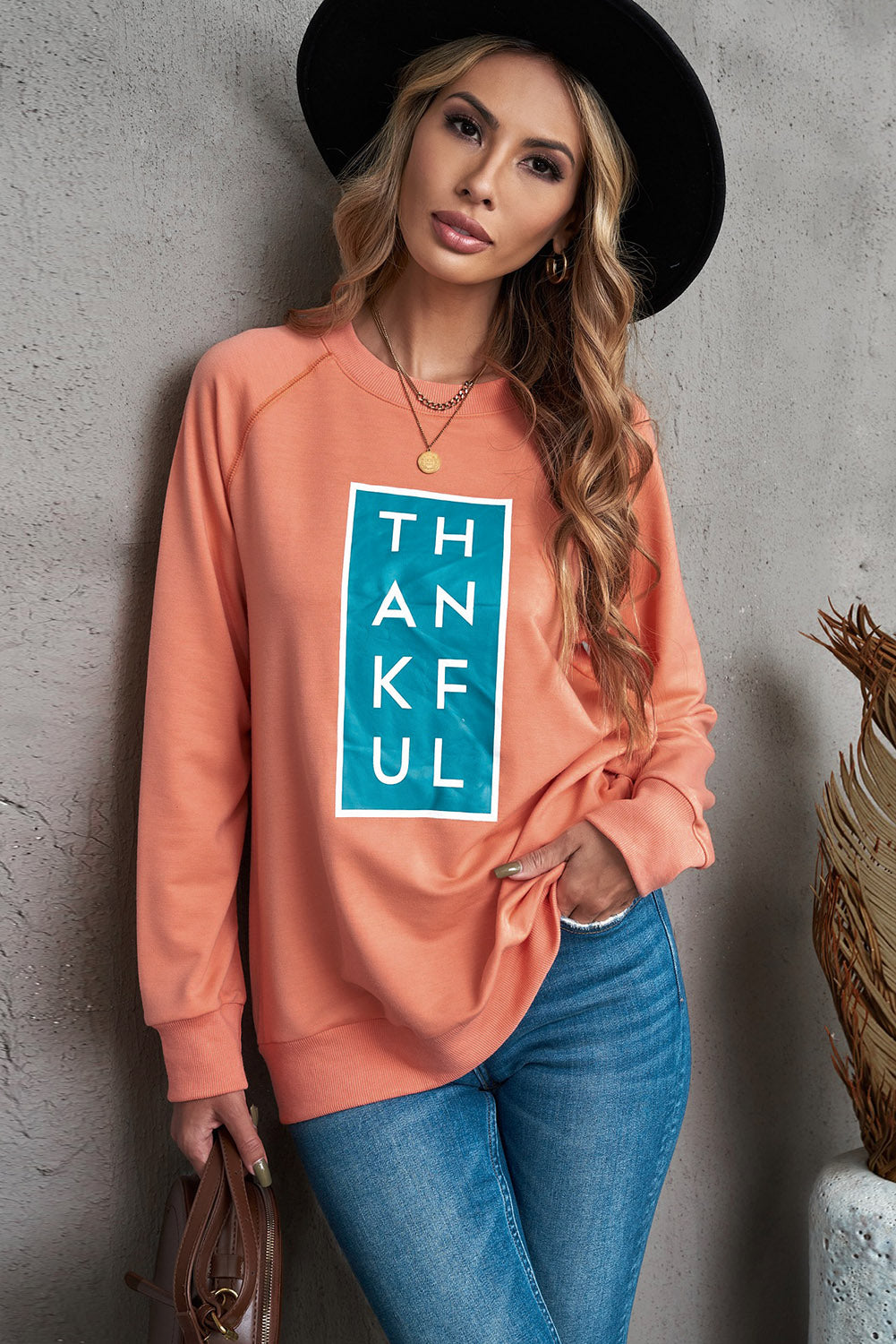 THANKFUL Graphic Sweatshirt