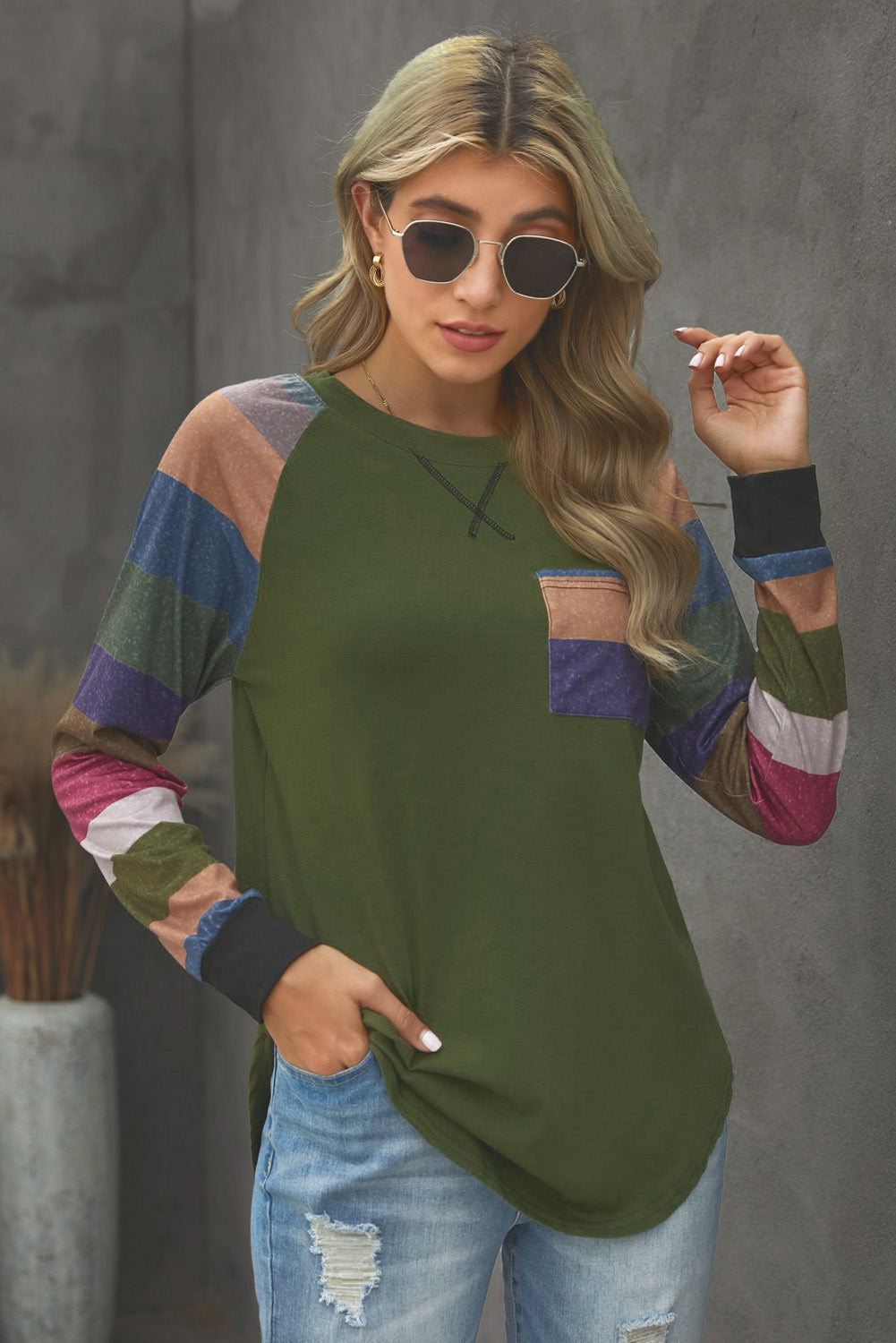 Color Block Pocket Raglan Sleeve Tee