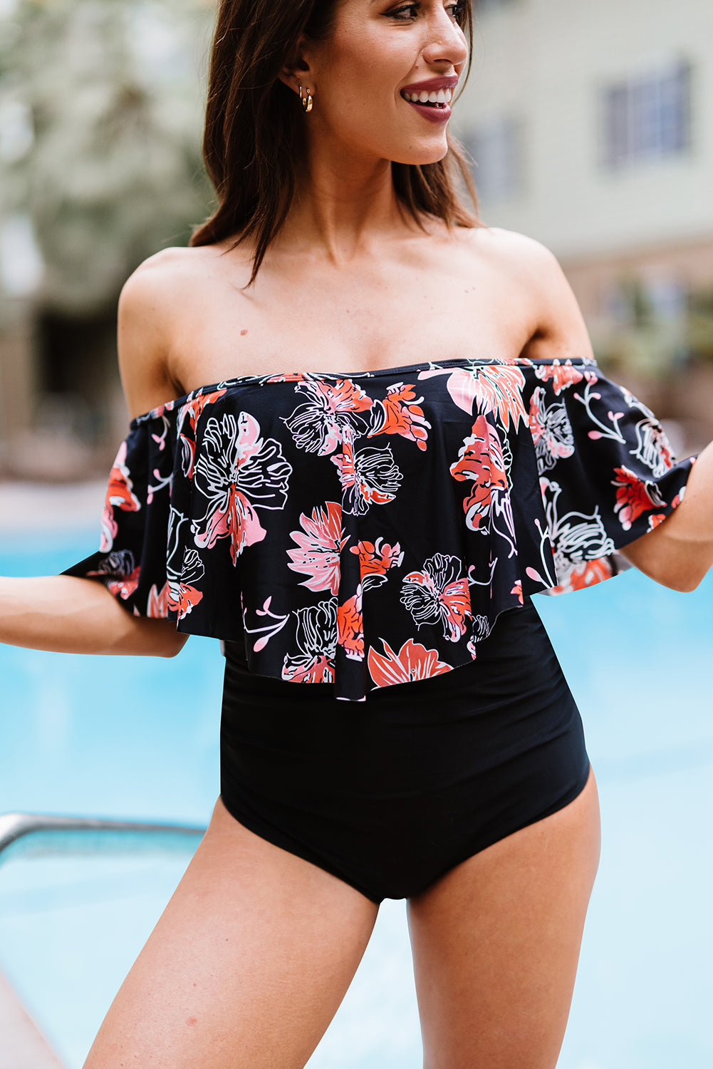 Two-Tone Off-Shoulder One-Piece Swimsuit (TB10D) T