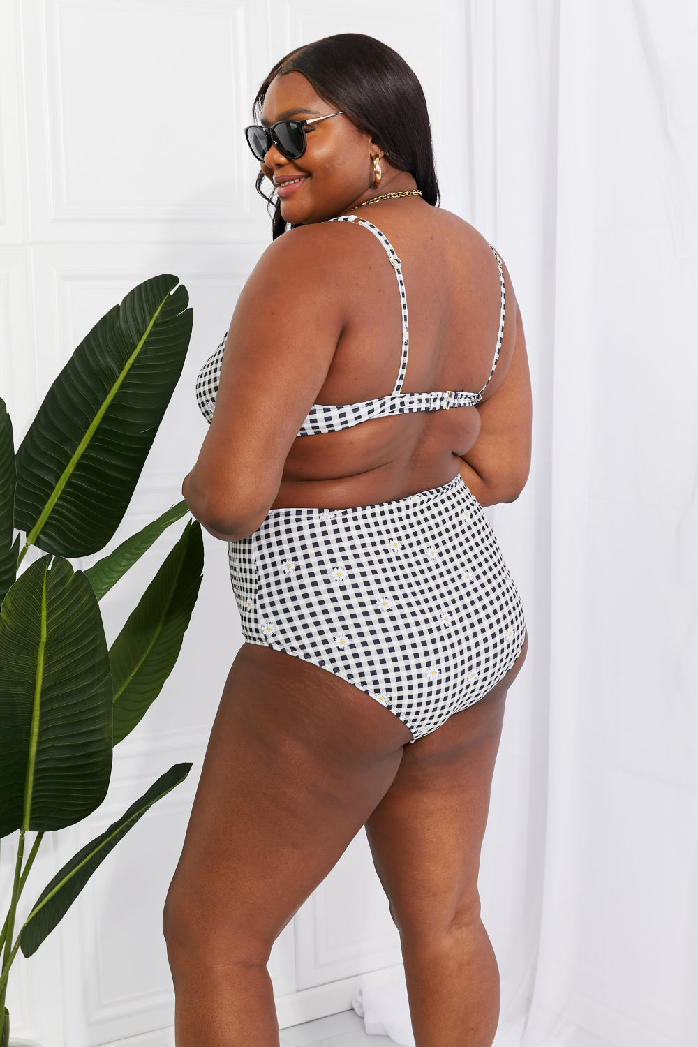 Marina West Swim Take A Dip Twist High-Rise Bikini in Black (TB9D) T