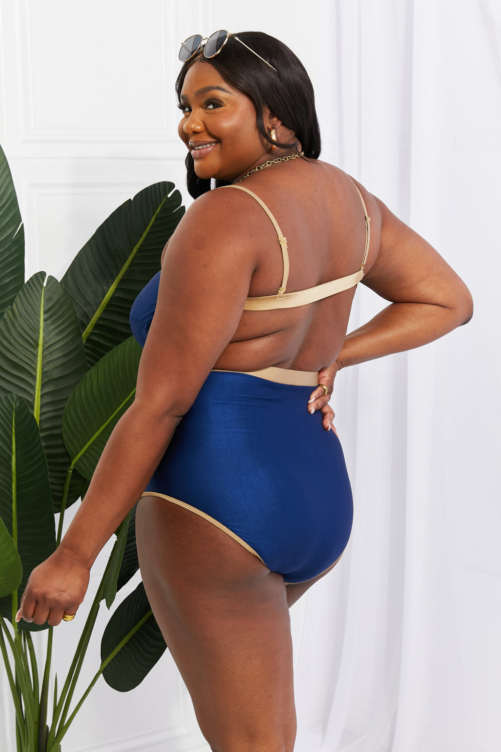 Marina West Swim Wave Break Contrast Trim One-Piece (TB9D) T