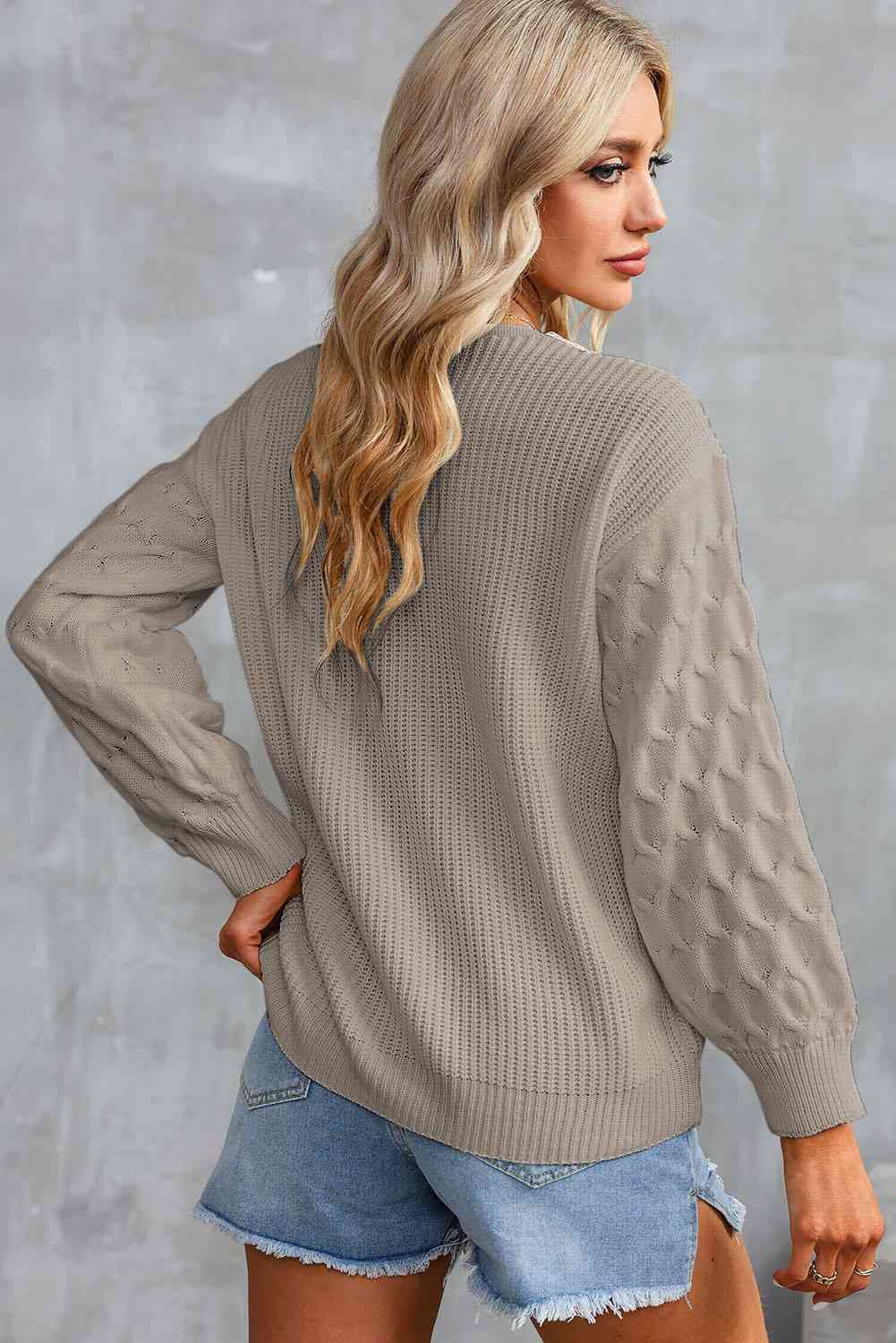 Contrast V-Neck Sweater - Deals DejaVu