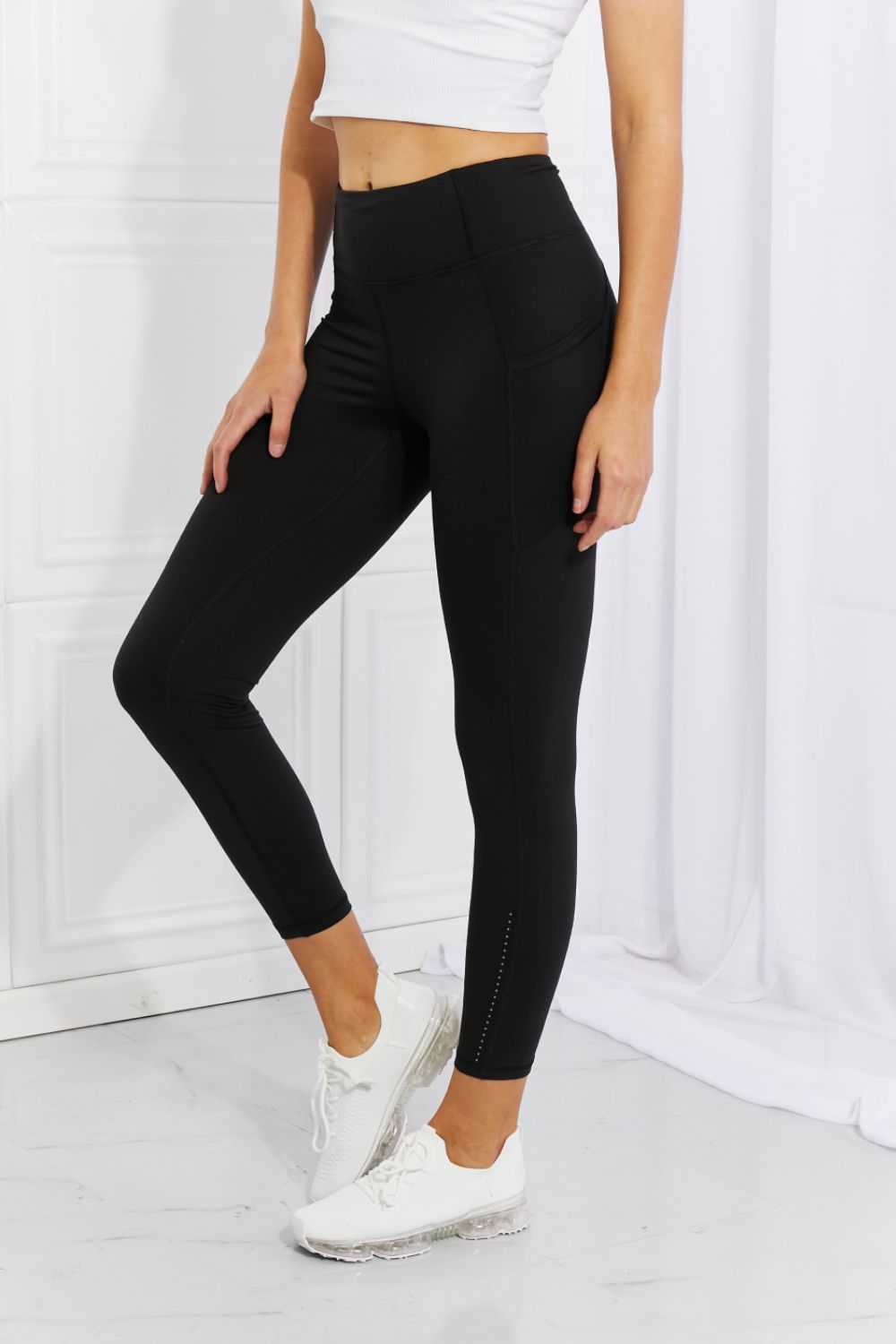 Leggings Depot Full Size Strengthen and Lengthen Reflective Dot Active Leggings (TBL) T