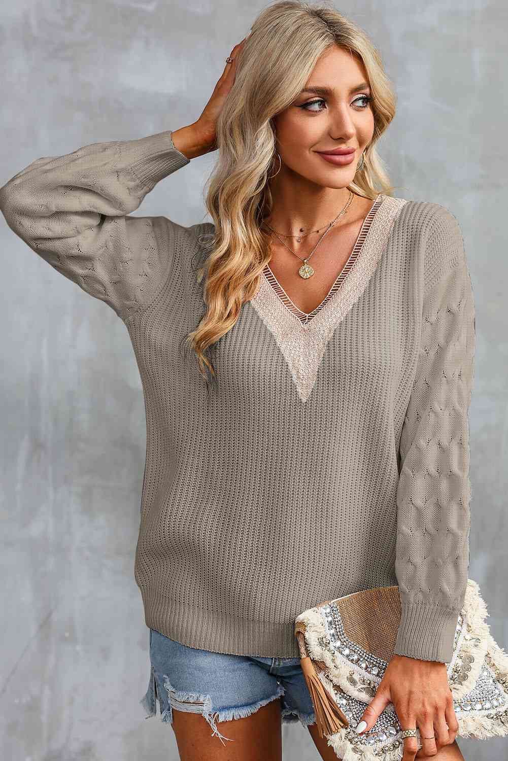 Contrast V-Neck Sweater - Deals DejaVu