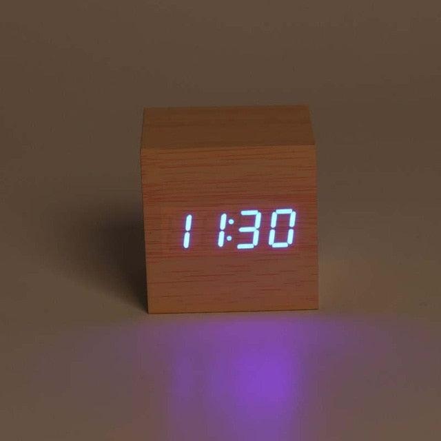 Alarm Clock LED Wooden Watch -Table Voice Control Digital USB/AAA Powered Electronic Desktop Clocks (HA4)(1U57)