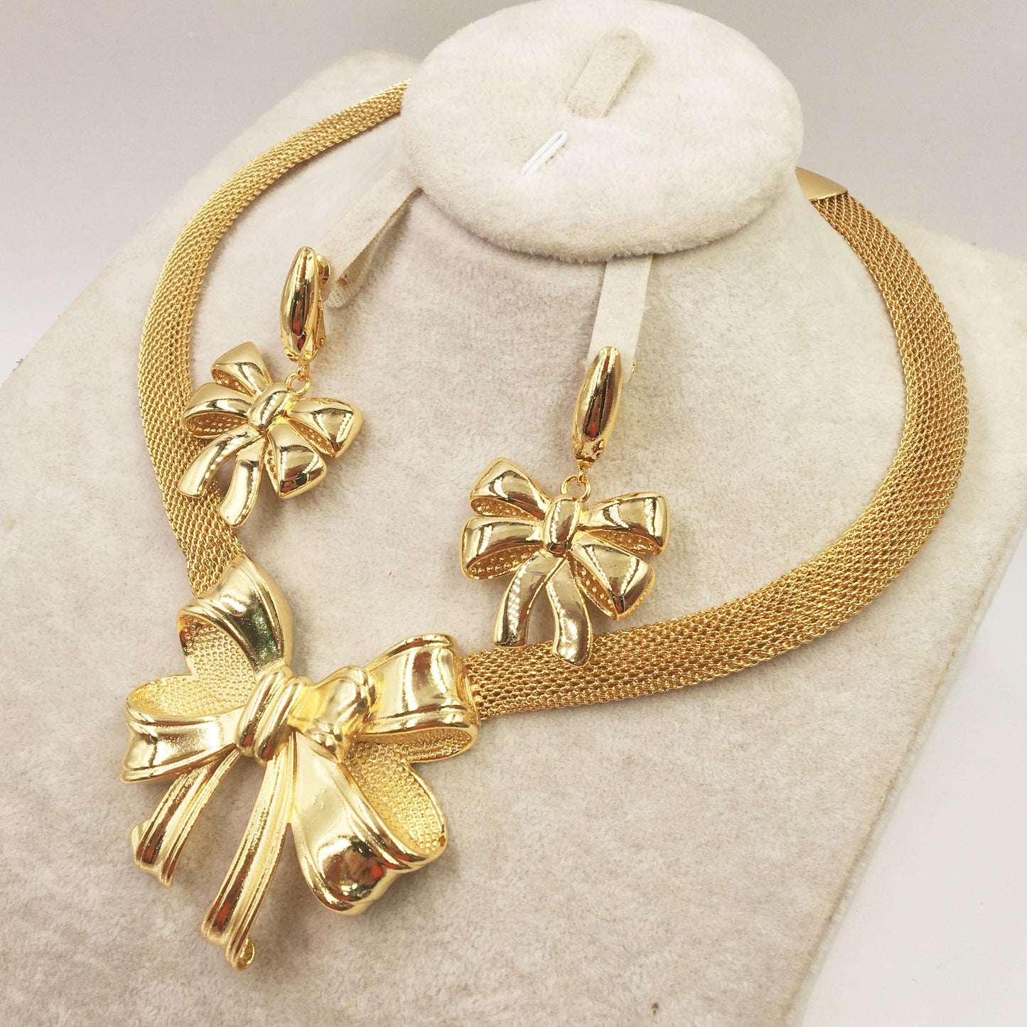 Gorgeous Gold Color Fashion Nigeria Jewelry Collection Set (D81)(3JW)