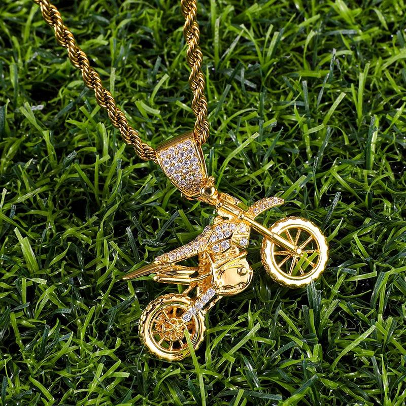Trending Bling CZ Cubic Zircon Copper Motorcycle Pendants & Necklaces For Men (1U83)
