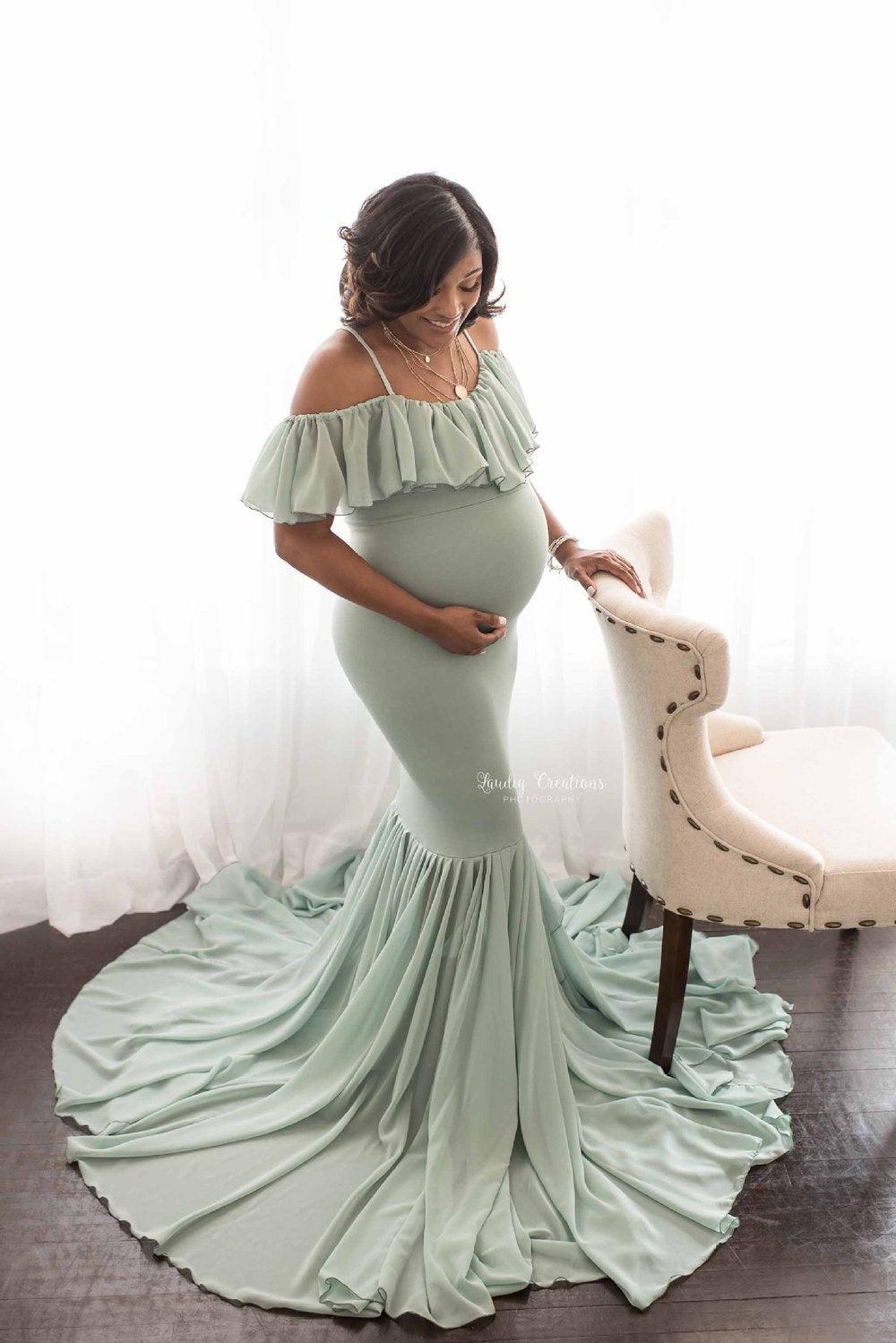 Ruffles Maxi Maternity Gown For Photo Shoots - Cute Sexy Maternity Dresses Photography - Plus Size (1U5)(Z6)(Z8)(1Z1)(2Z1)(3Z1)(4Z1)(7Z1)