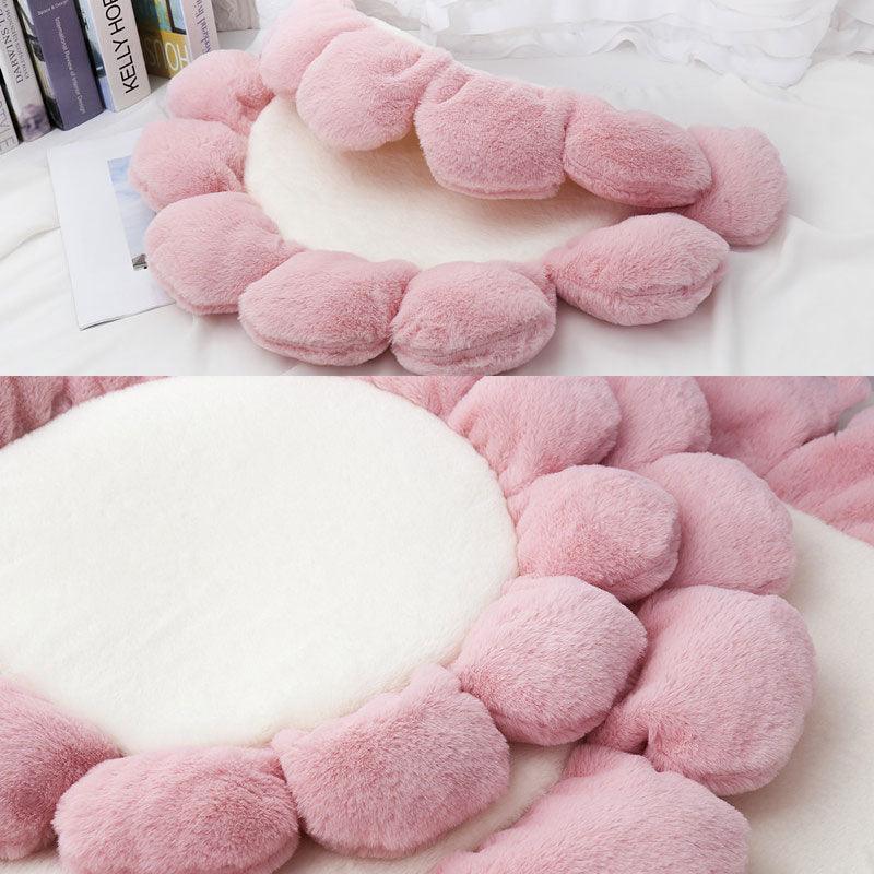 Soft Velvet Flower Mat - Pet Mat Cat Litter Dog Cushion Girl Heart Round Flower Carpet (6W3)