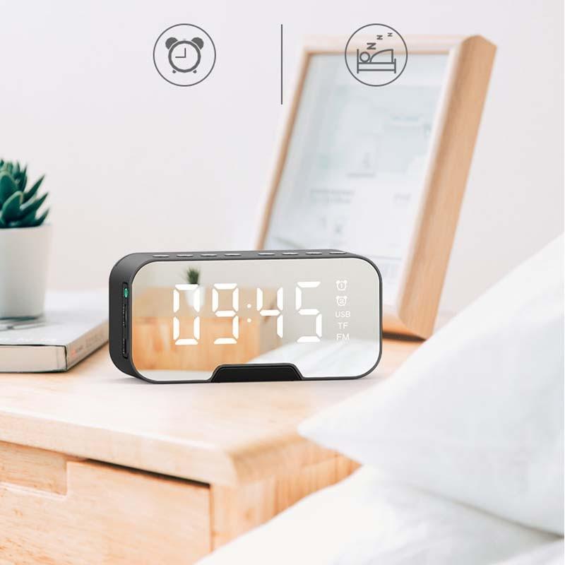 LED Mirror Alarm Clock - Digital Table Clock Desk Clock - Temperature Calendar Function with USB Home Decoration Clock (HA4)(1U57)