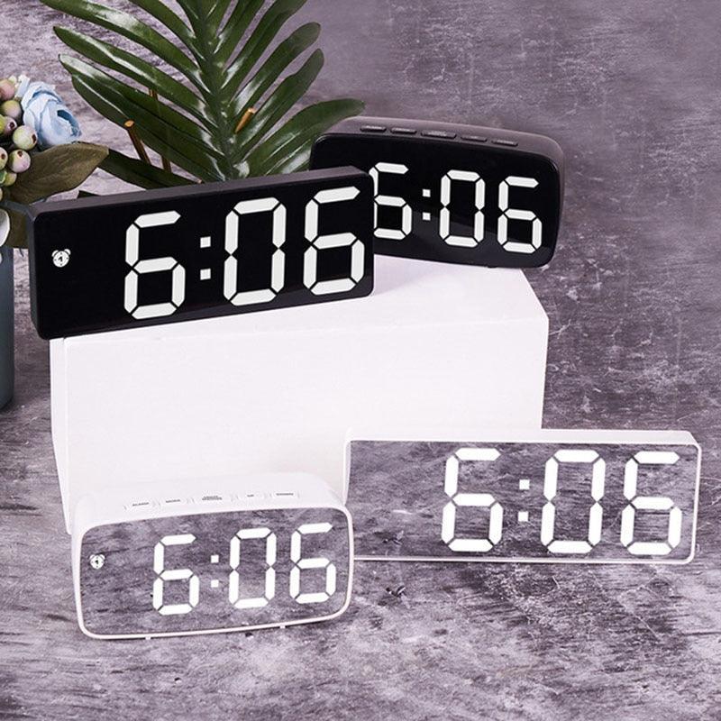 LED Mirror Alarm Clock Digital Voice Control Snooze Time Temperature Display Night Mode (D57)(HA4)(1U57)