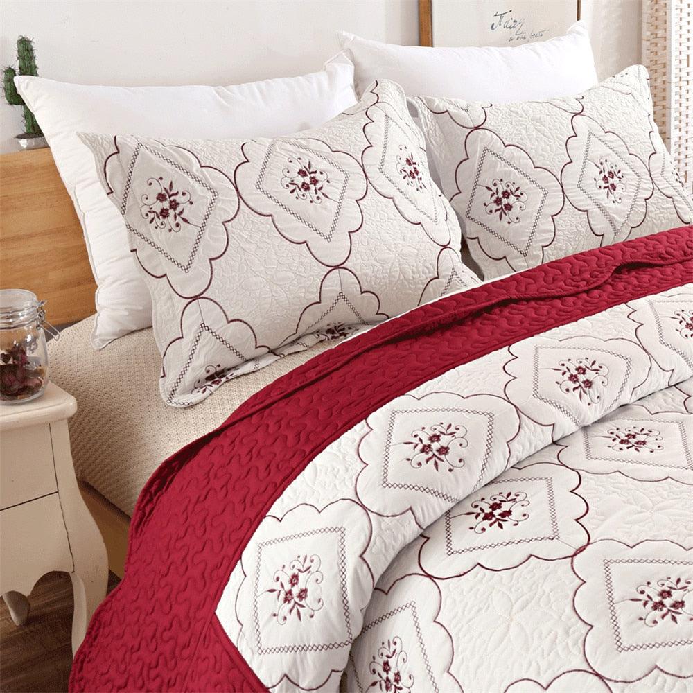 Lightweight Bedspreads King Queen Size Floral Coverlet set White Red Embroidery Quilts Pillow Shams 3Pcs (9BM)(8BM)(1U63)