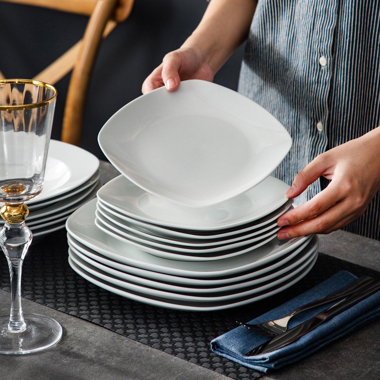 48-Piece Porcelain Tableware Dinner Set Cereal Bowls Dinner Soup Dessert Plates Set Service for 12 Person (AK7)(1U61)