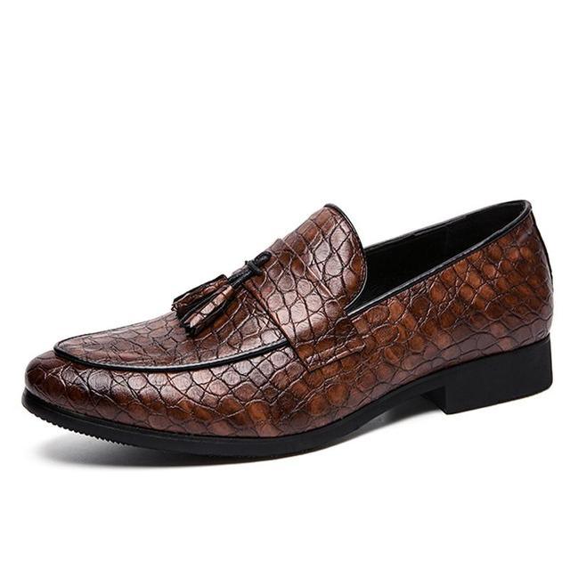 New Men Casual shoes breathable Leather Loafers Office Shoes For Men Driving Moccasins Comfortable Slip on Fashion Wedding Shoes(MSF3)(MSC2)(MSC4)(MSF1)(F14)(6U14)(6U12)