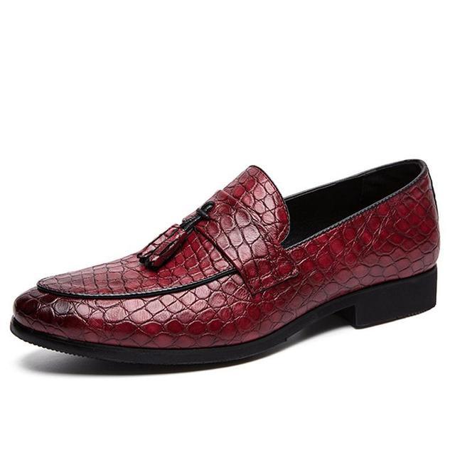 New Men Casual shoes breathable Leather Loafers Office Shoes For Men Driving Moccasins Comfortable Slip on Fashion Wedding Shoes(MSF3)(MSC2)(MSC4)(MSF1)(F14)(6U14)(6U12)