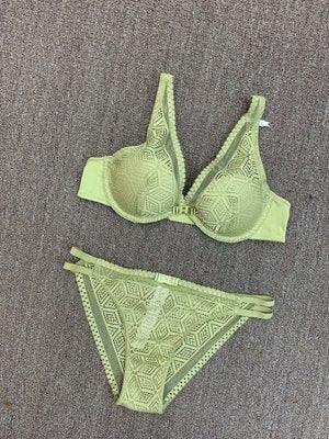 Trending Sexy Lace Thin Bra + Panties Sets - Women Bra With Steel Hollow Underwear - Gathered Deep V Bra Set (TSB4)