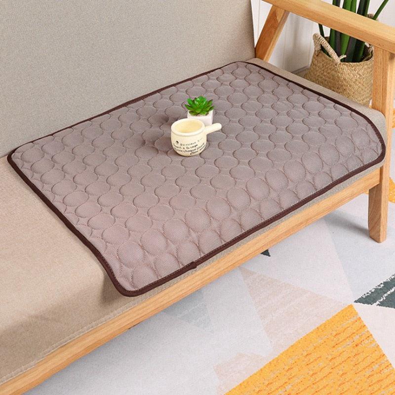 Pet Dog Summer Cooling Mats - Blanket Ice Cats Bed Mats For Dog Sofa Portable Tour Camping Yoga Sleeping Massage (2U74)