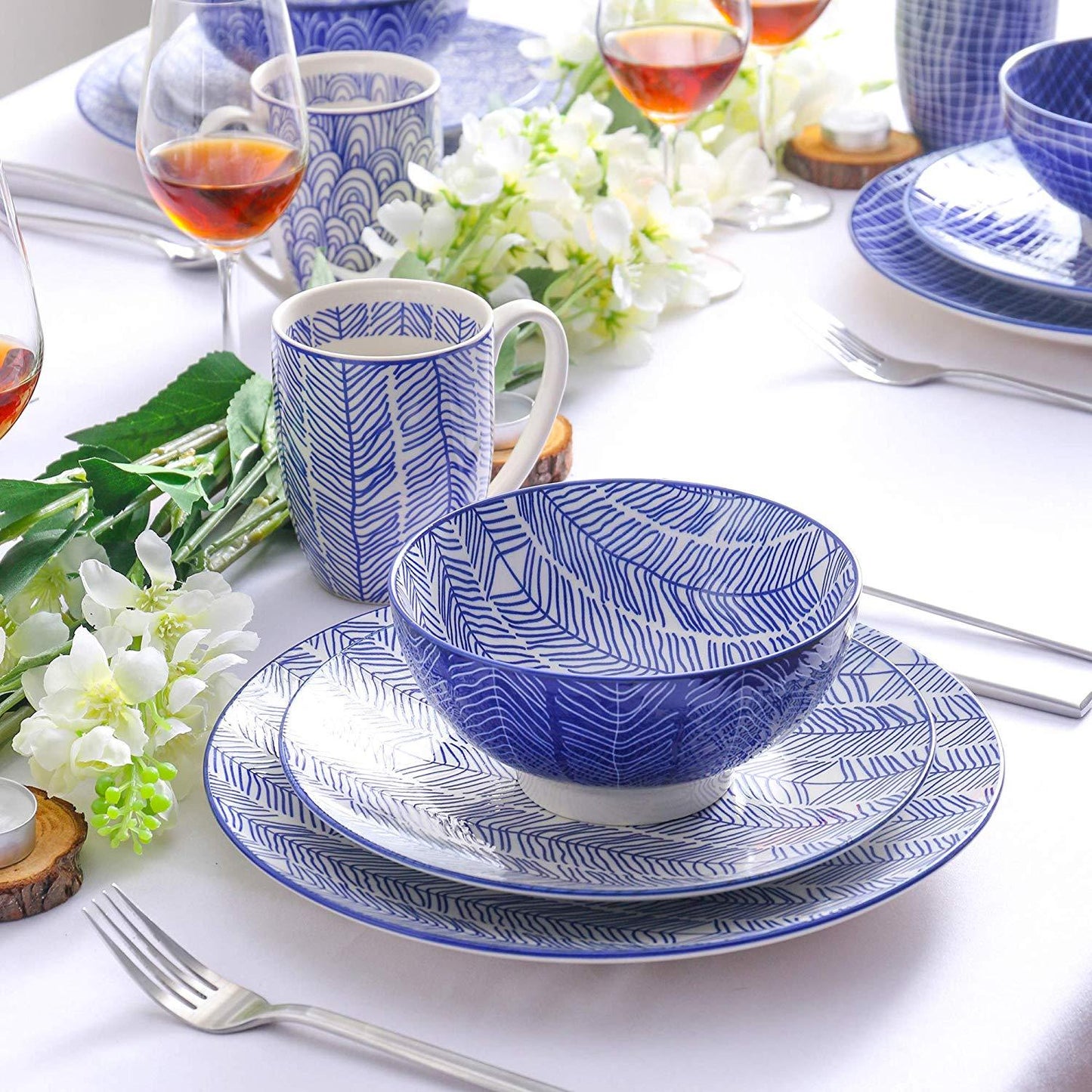 Great16-Pieces 4-designs Porcelain Japanese Style Hand Painted Dinner Set with 4*Dinner Plate,Dessert Plate,Bowl,Mug (AK7)(1U61)