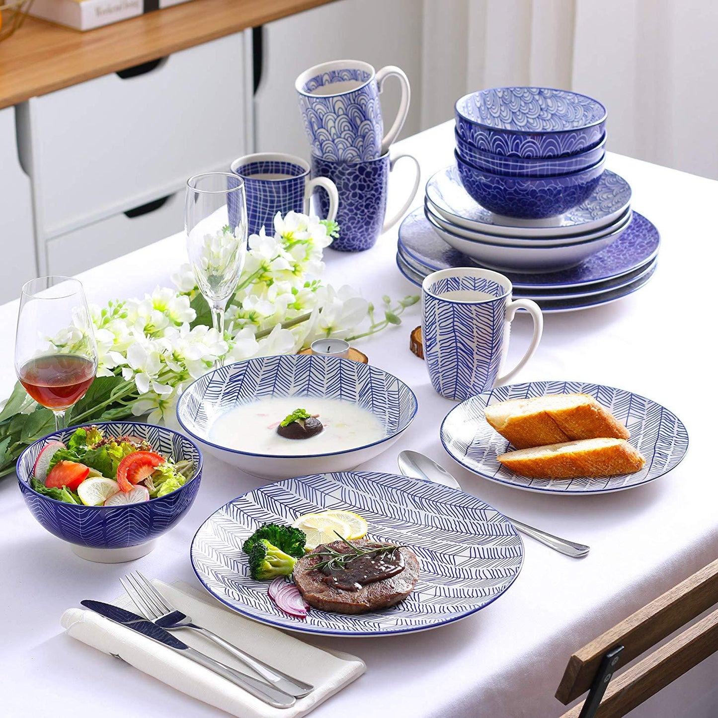 Great16-Pieces 4-designs Porcelain Japanese Style Hand Painted Dinner Set with 4*Dinner Plate,Dessert Plate,Bowl,Mug (AK7)(1U61)