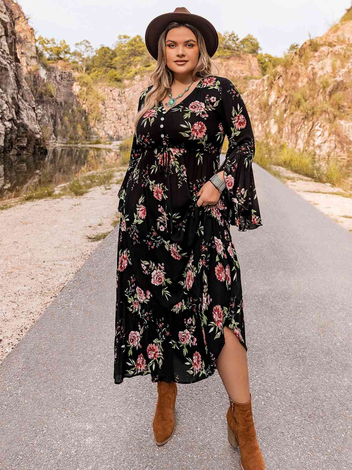 Plus Size Floral Flare Sleeve Dress (BWMT) T - Deals DejaVu
