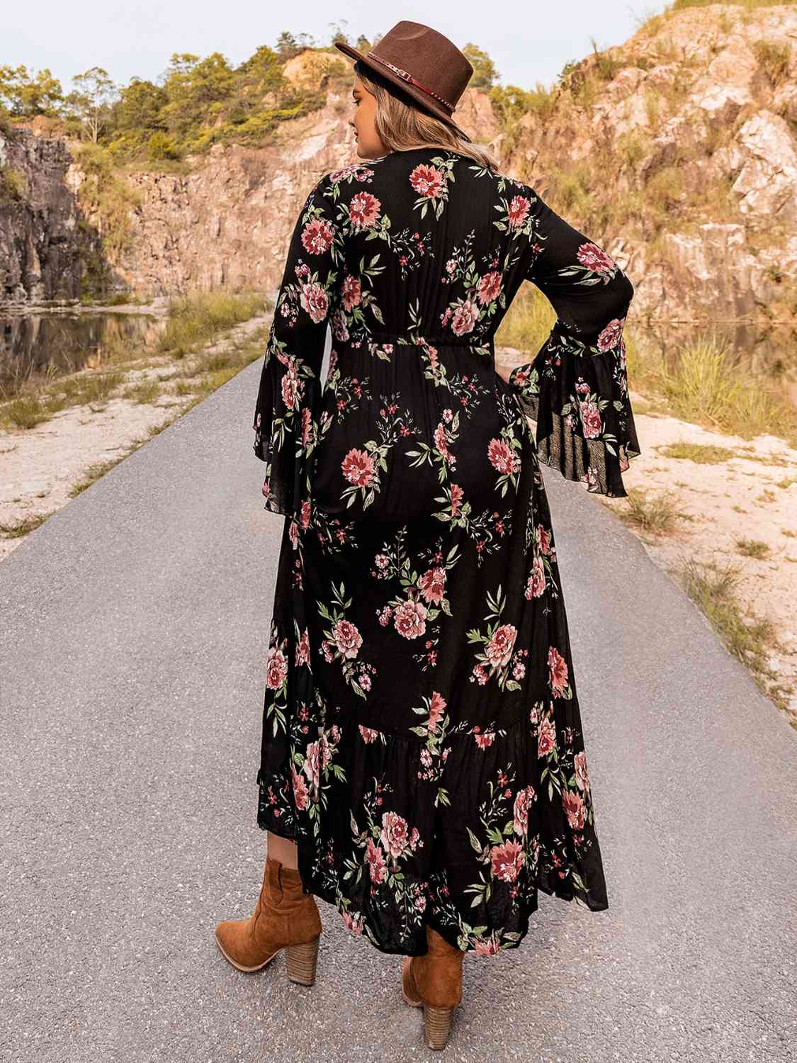 Plus Size Floral Flare Sleeve Dress (BWMT) T - Deals DejaVu