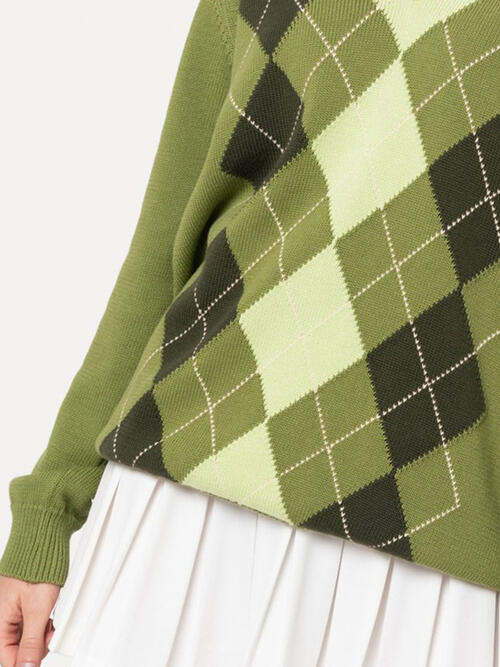 Geometric V-Neck Long Sleeve Sweater - Deals DejaVu