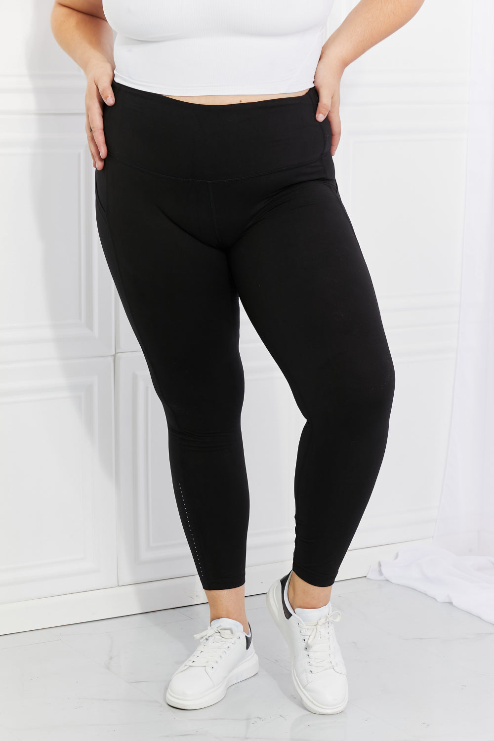 Leggings Depot Full Size Strengthen and Lengthen Reflective Dot Active Leggings (TBL) T