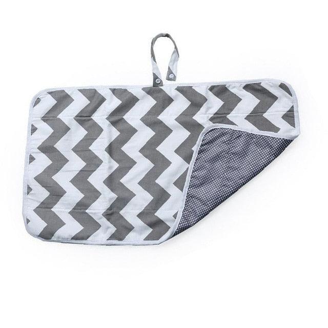 Newborns Foldable Waterproof Diaper Changing Pad Portable; Cover Mat Clean Hand Folding Diaper Bag (X1)