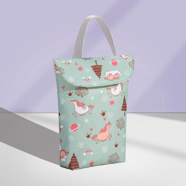 Multifunctional Baby Diaper Organizer - Reusable Waterproof - Fashion Prints Wet/Dry Bag Mummy Storage Bag - Travel Nappy Bag (X1)