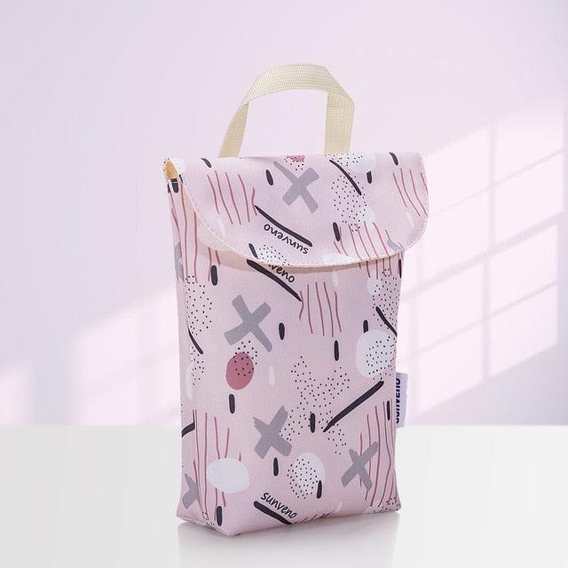 Multifunctional Baby Diaper Organizer - Reusable Waterproof - Fashion Prints Wet/Dry Bag Mummy Storage Bag - Travel Nappy Bag (X1)