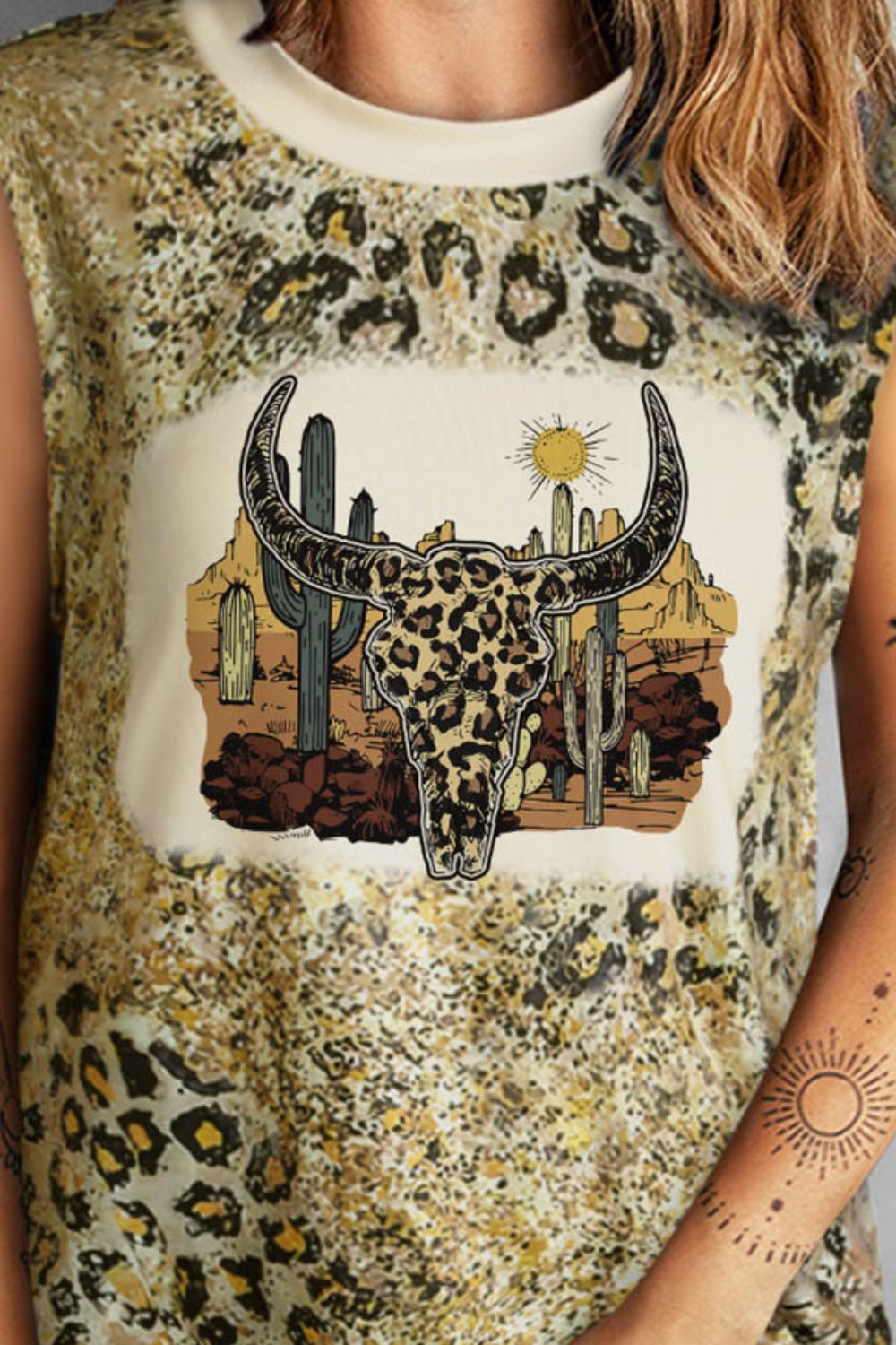 Graphic Leopard Round Neck Tank