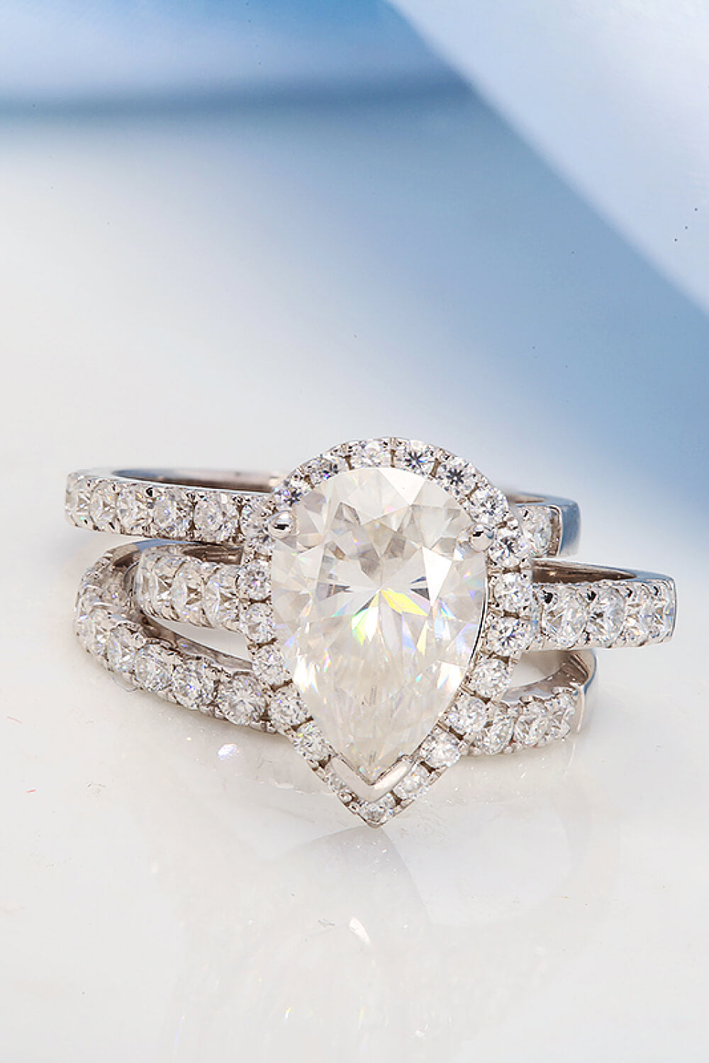 3-Piece 14K White Gold Pear Shape 2.5 Carat Moissanite Ring Set