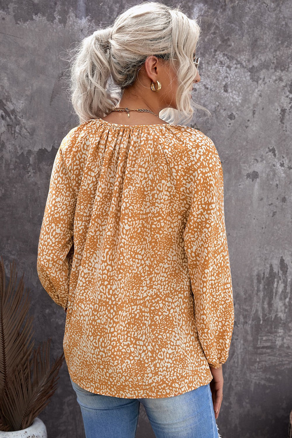 Printed Tie-Neck Balloon Sleeve Blouse