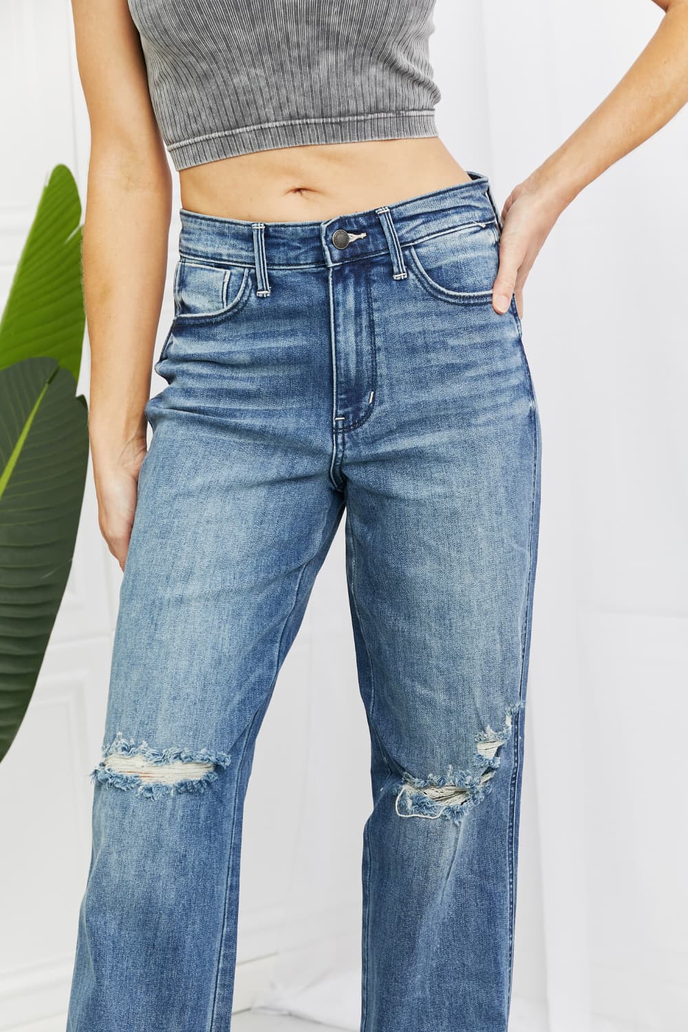 Judy Blue Becka Full Size Mid Rise Straight Jeans