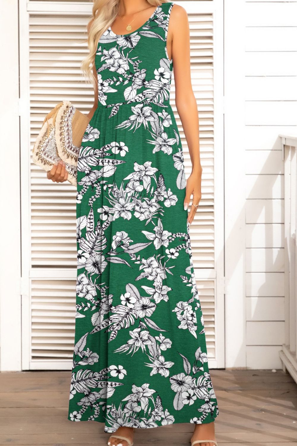 Round Neck Sleeveless Maxi Dress with Pockets