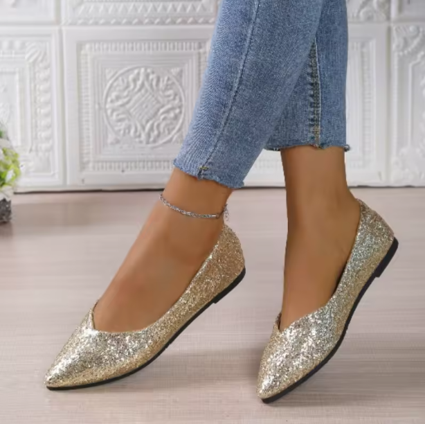 Forever Link Sparkle In Your Step Rhinestone Flat in Silver