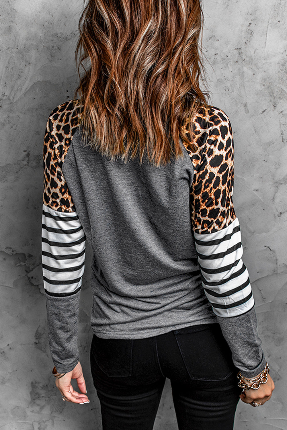Graphic Striped Raglan Sleeves Top