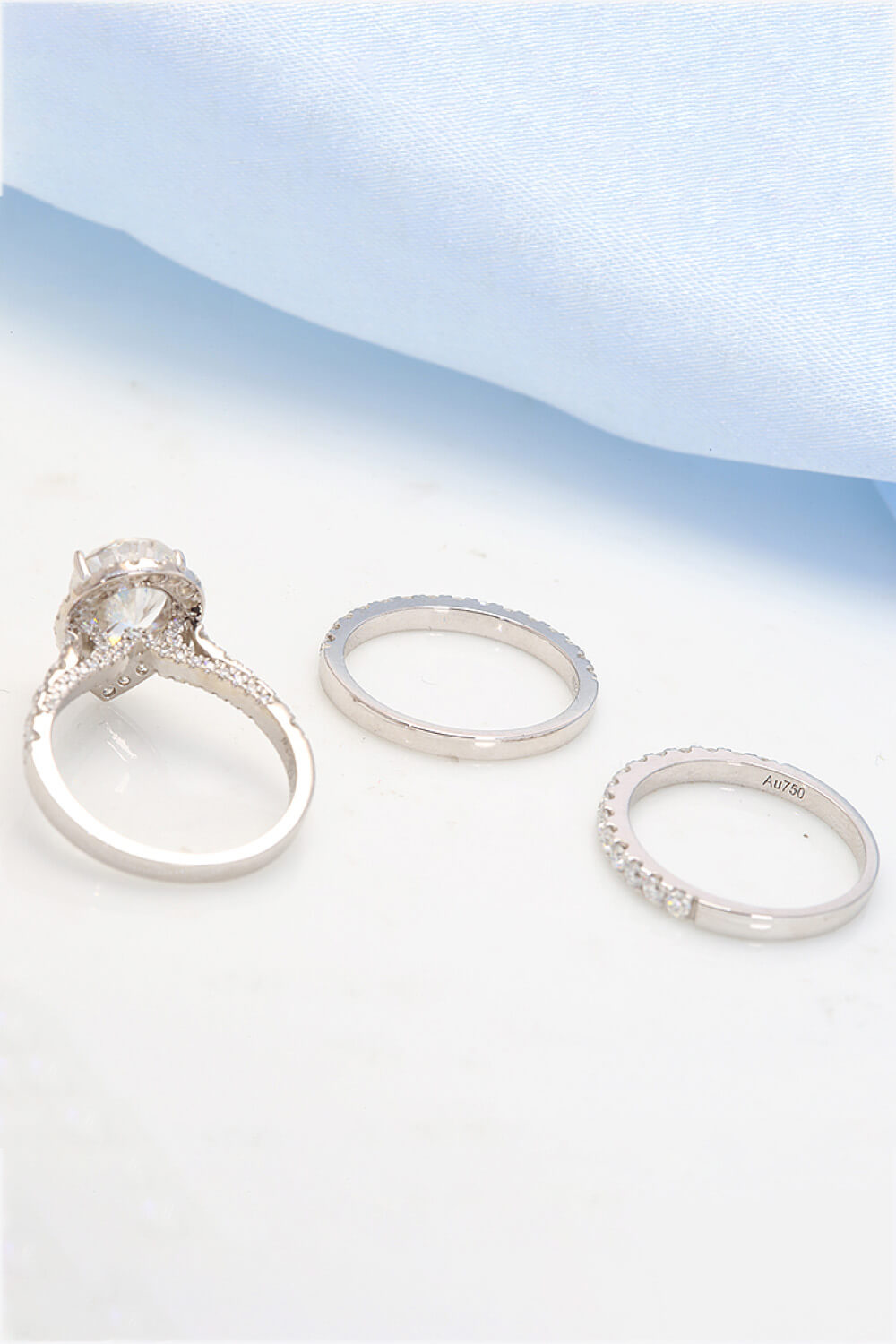 3-Piece 14K White Gold Pear Shape 2.5 Carat Moissanite Ring Set