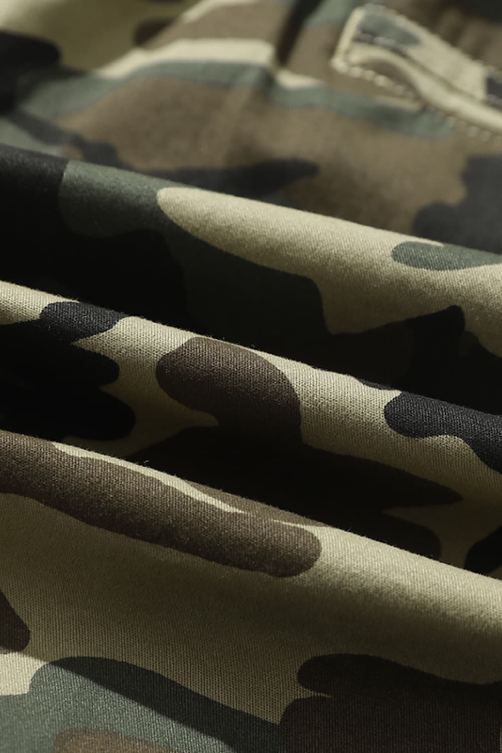 Camouflage Drawstring Waist Cargo Shorts