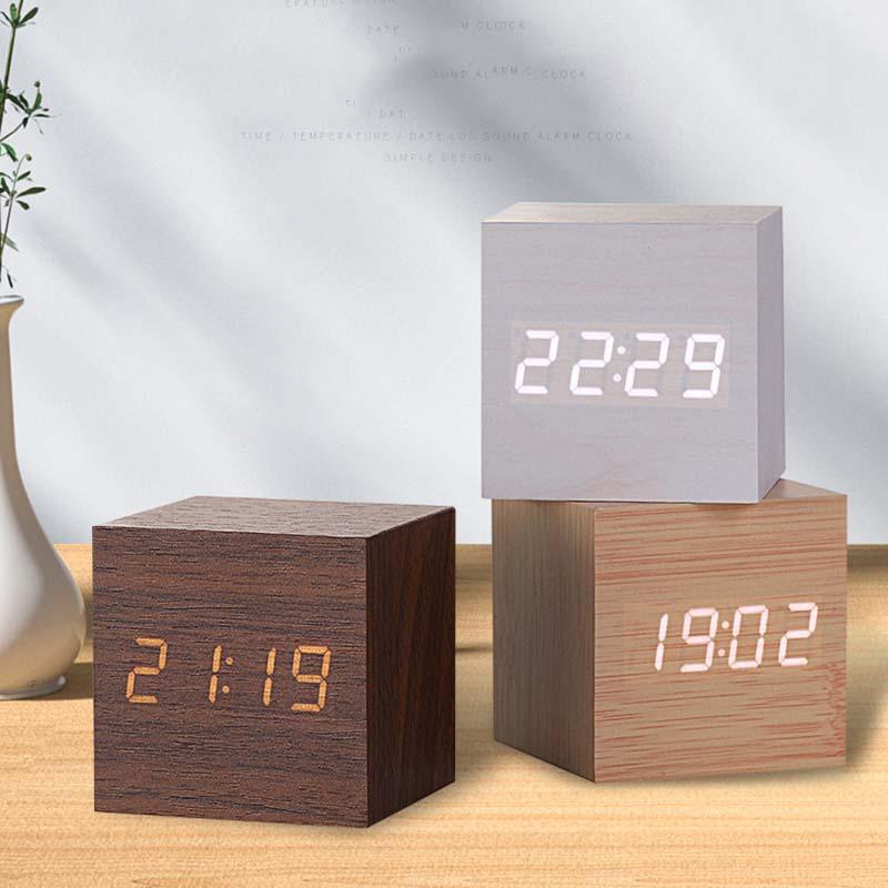 Alarm Clock LED Wooden Watch -Table Voice Control Digital USB/AAA Powered Electronic Desktop Clocks (HA4)(1U57)