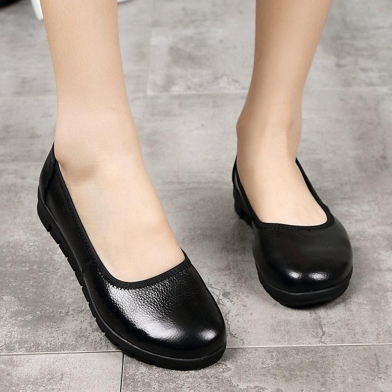 Women Mother Old Female Flats Loafers Genuine Leather Shoes - Slip On Round Toe (FS)