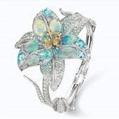 Beautiful Flower Ring - European & American Women's Engagement Crystal Ring (7JW)1