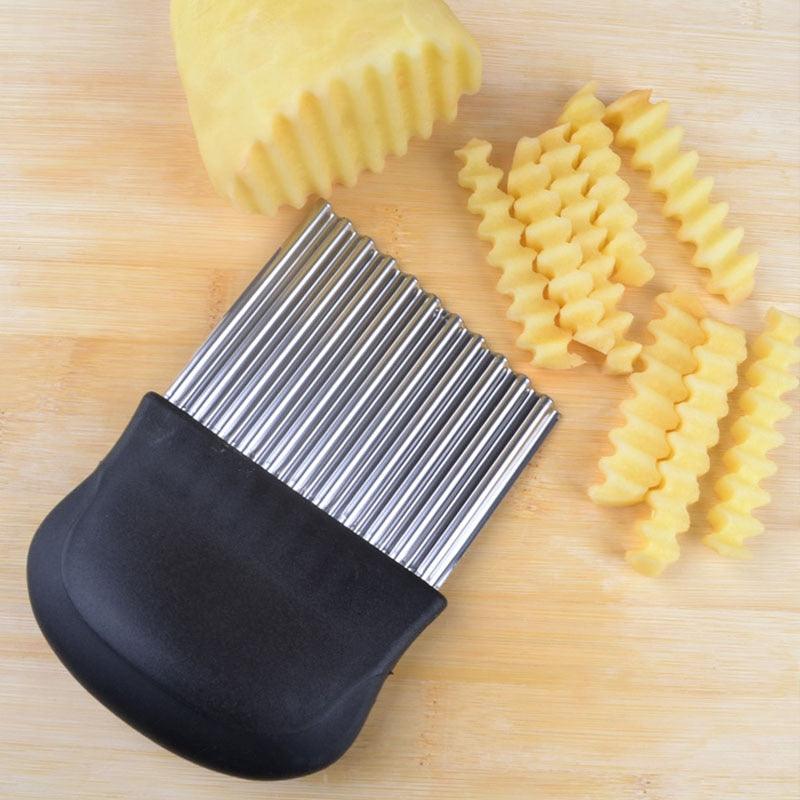 Stainless Steel Potato Chip Slicer Dough Vegetable Fruit Crinkle Wavy Slicer Knife Potato Cutter (AK4)