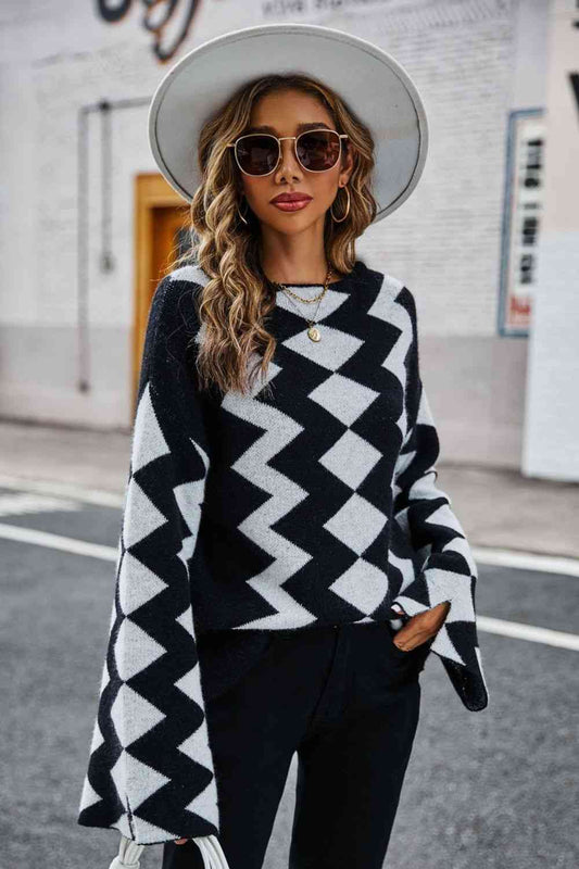 Geometric Slit Flare Sleeve Round Neck Sweater